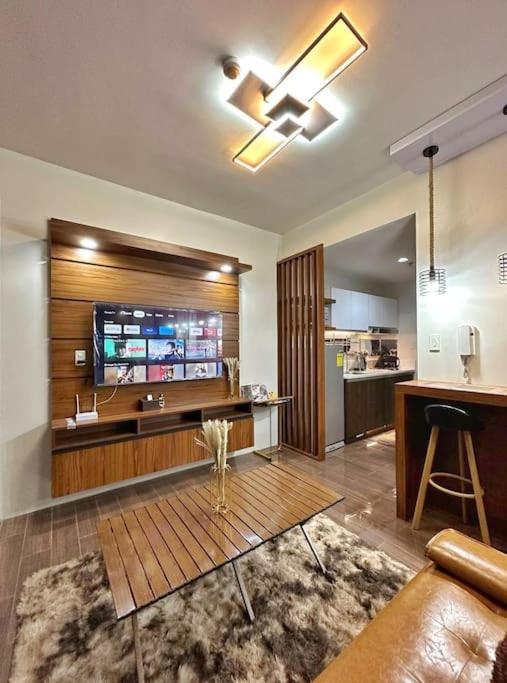 CMK Staycations – Air suite