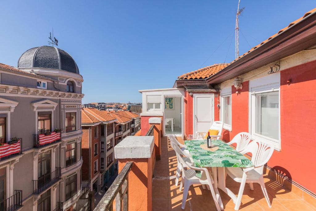 Getxo Beach Penthouse Flat by Next Stop Bilbao, Getxo ...