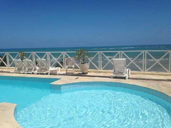  Apartamento confortável na praia de Pirangi