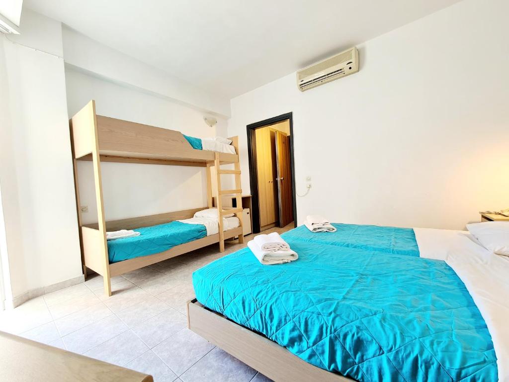 
Quadruple Room with Private Bathroom
