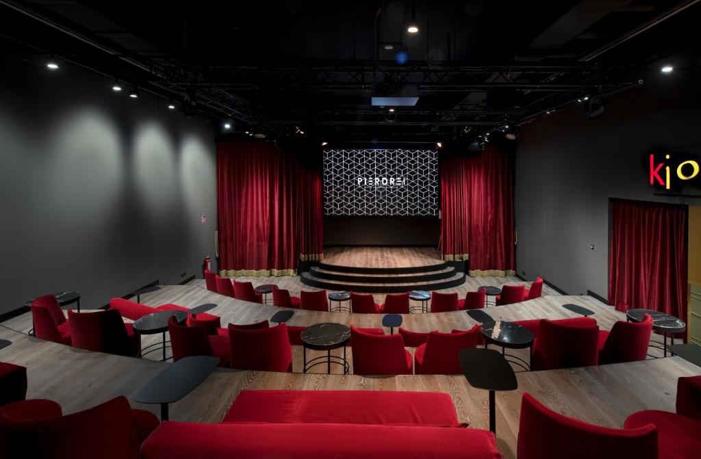 PIERDREI Hotel HafenCity Hamburg - Resim 11