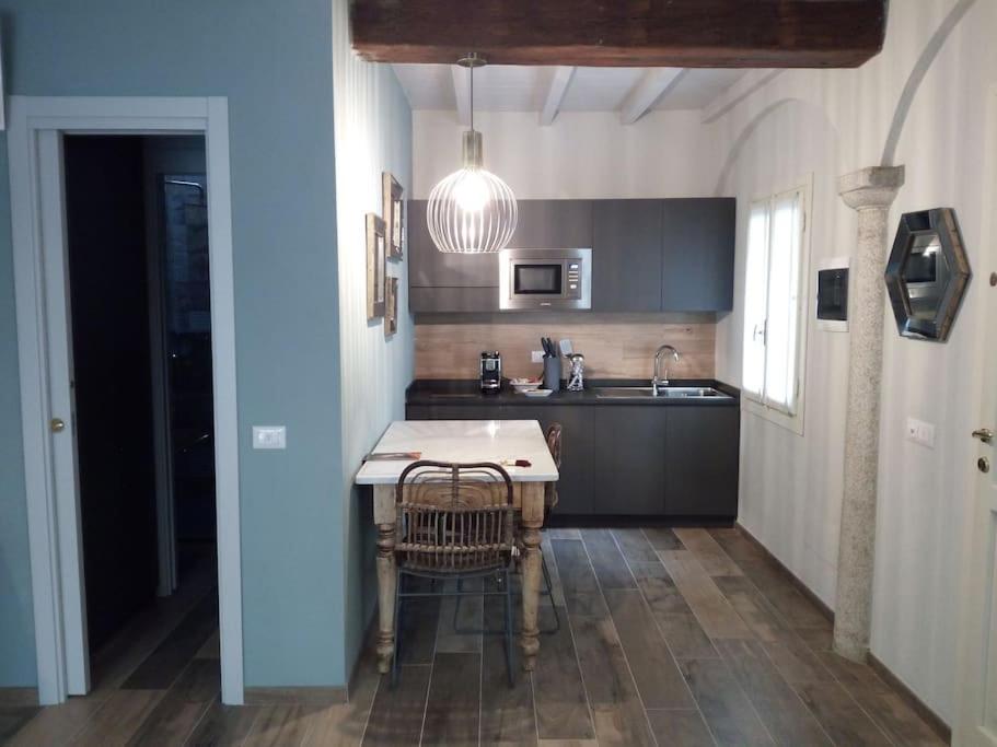 Kuchyň nebo kuchyňský kout v ubytování Maisonette