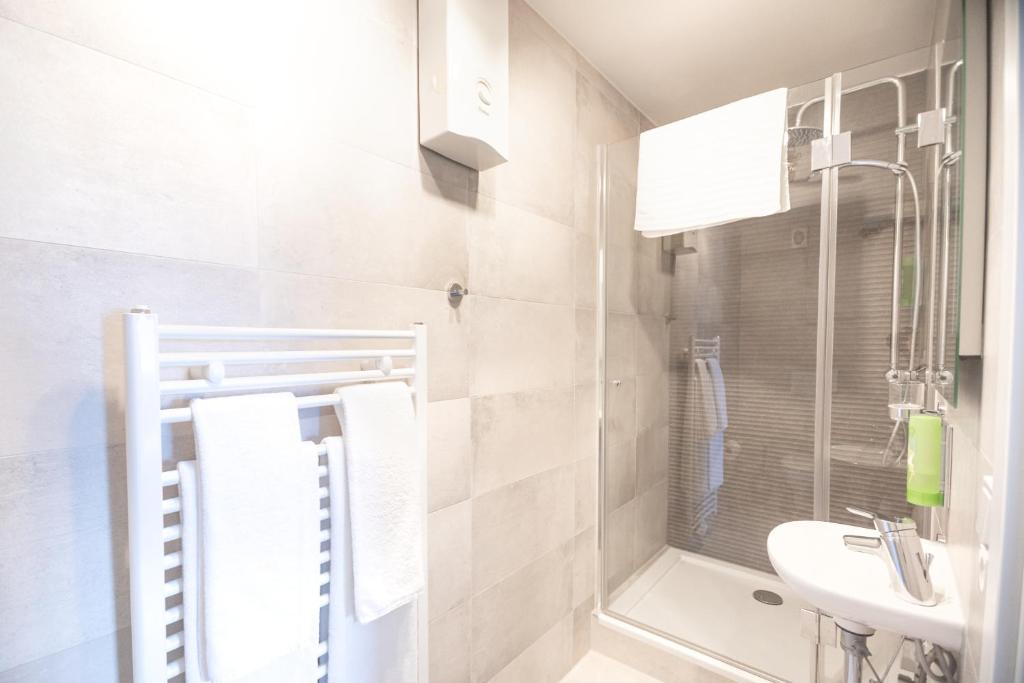 Koupelna v ubytování NürbLife Hotel