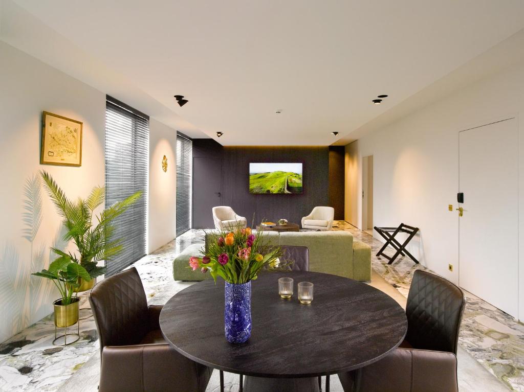 Posezení v ubytování Hotel Damier Kortrijk