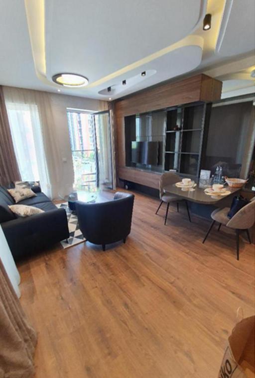 Sunny apartment in the Centre
