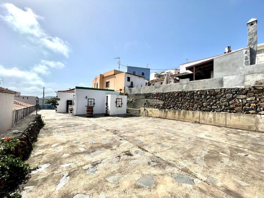 Nice house with jacuzzi, Wifi and view of the Atlantic Ocean ...