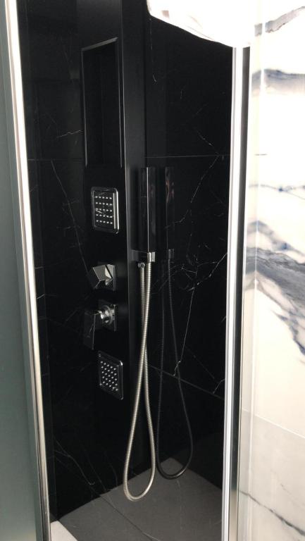 Hotel Holiday- Alla Finestrella - Resim 13