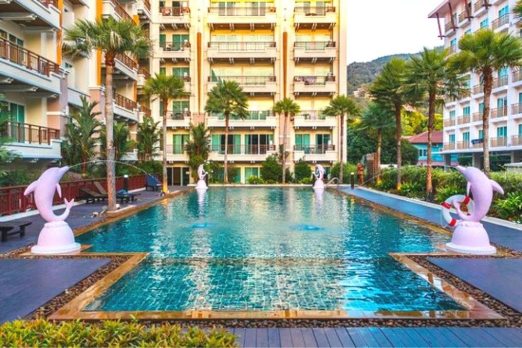 Best Location in Patong Near Seafood Market