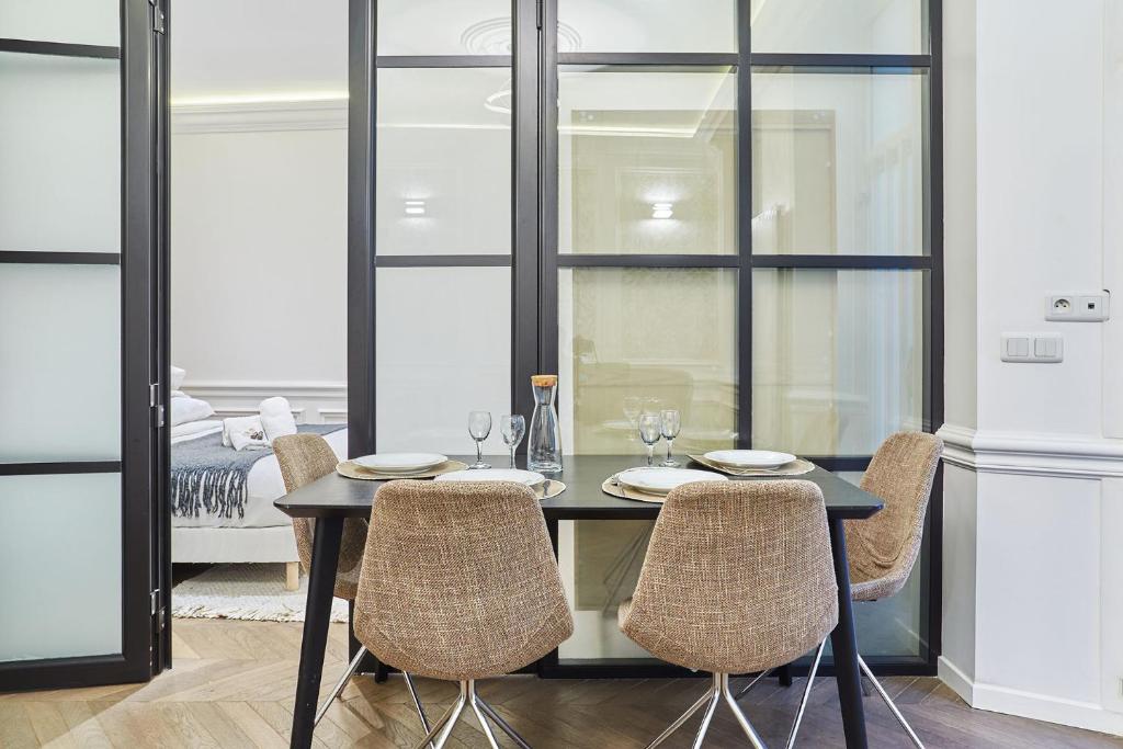 Posedenie v ubytovaní Apartment Louvre Museum by Studio prestige