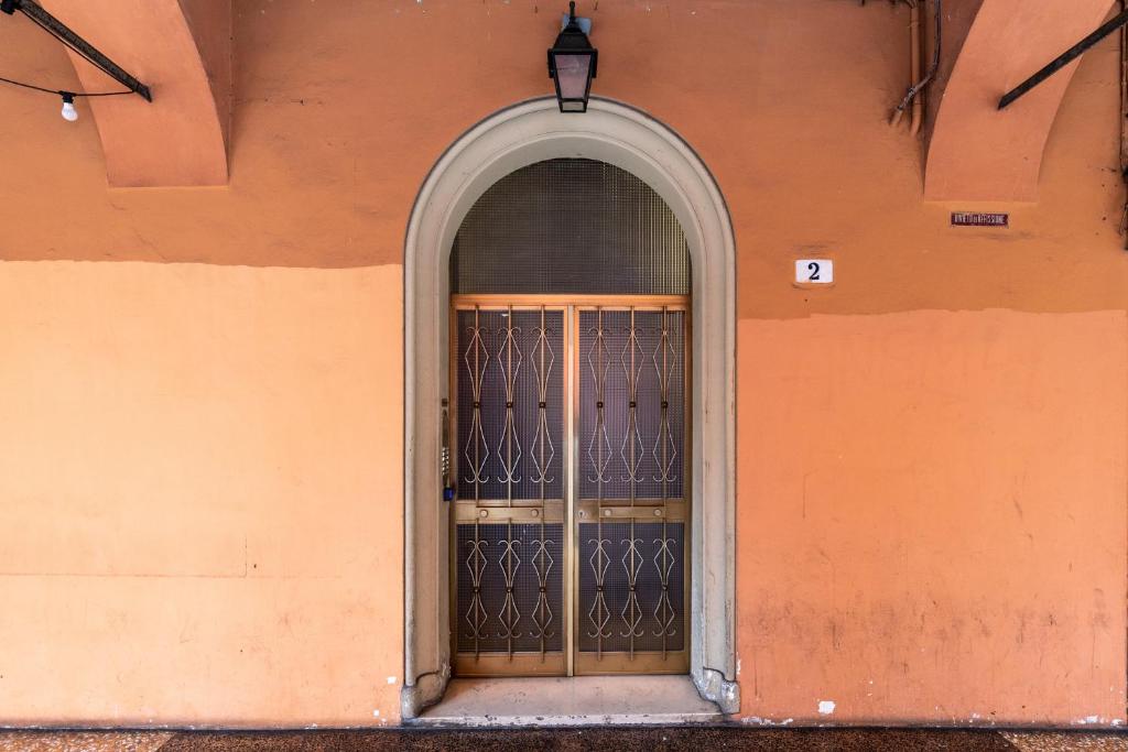 The facade or entrance of Alessandrini Apartment alla Finestrella by Wonderful Italy