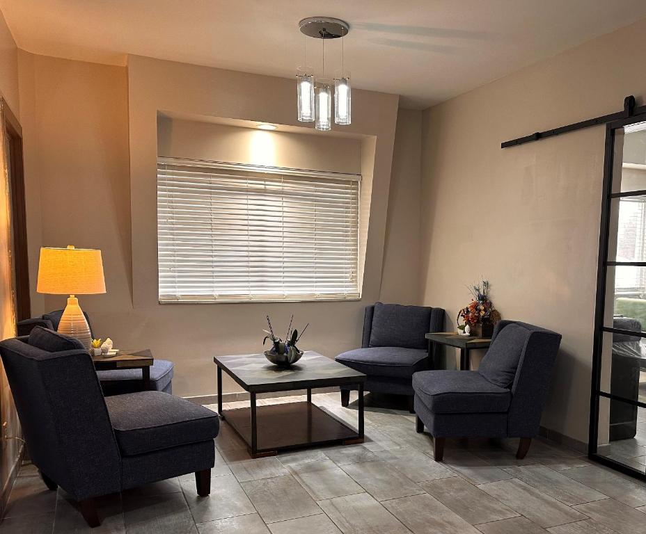 Baymont by Wyndham Noblesville photo