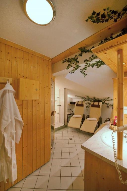 Postel nebo postele na pokoji v ubytování Apart Garni Mirabell