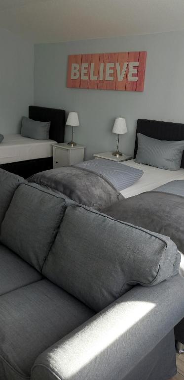 Postel nebo postele na pokoji v ubytování Lieth-Hotel-Grünreich