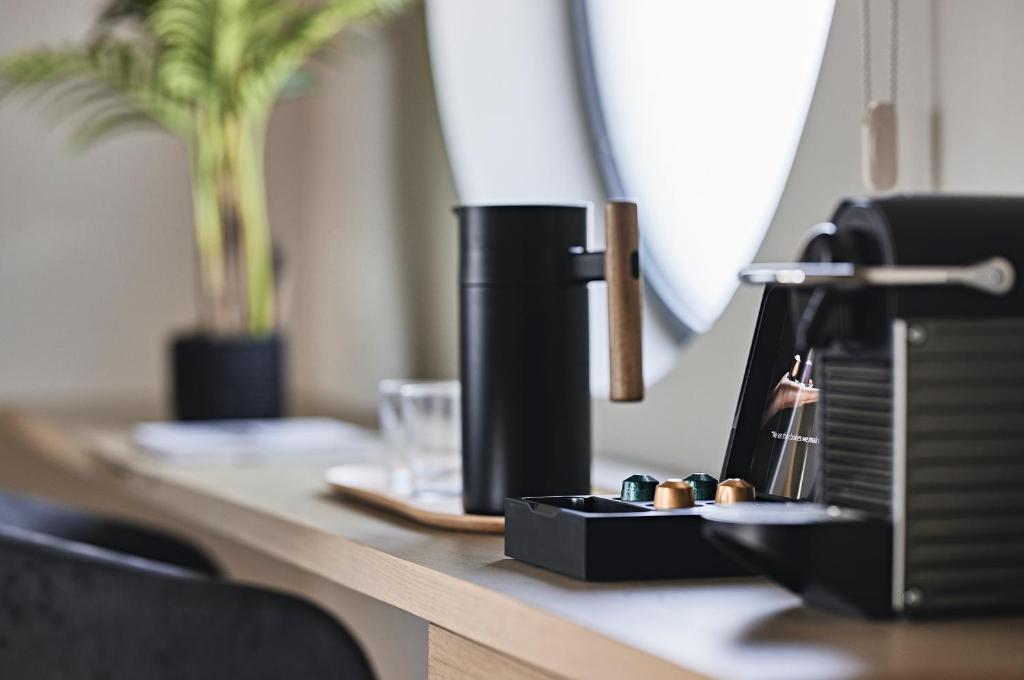 Cama Luxury Suites Glyfada - Resim 39