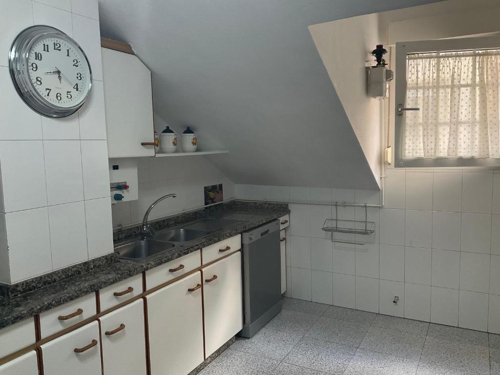 Kuchyňa alebo kuchynka v ubytovaní Apartamento Telefónica Trece