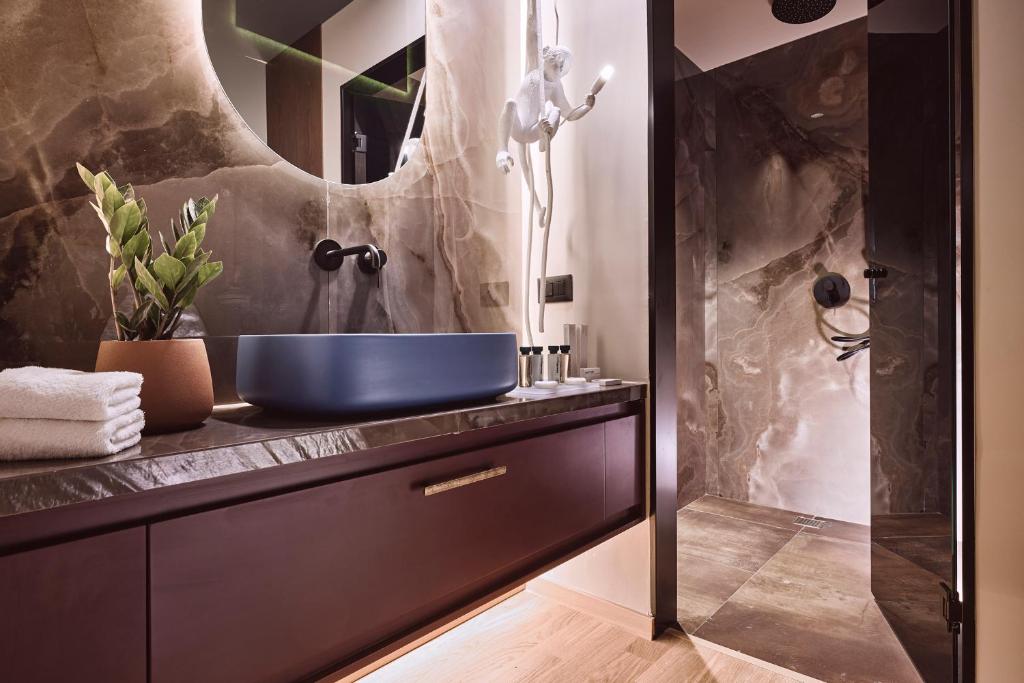 Cama Luxury Suites Glyfada - Resim 8