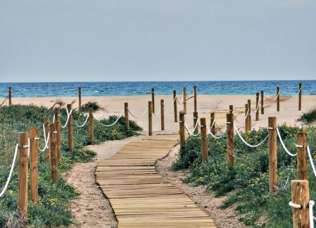 Fotografia z galérie ubytovania Apartment 10 meters from the beach v destinácii Puerto de Sagunto