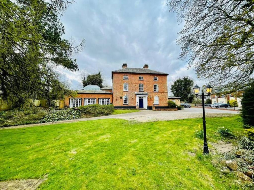 Lydney House Swaffham Sleeps 22, Swaffham (updated prices 2024)