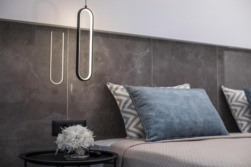 Posteľ alebo postele v izbe v ubytovaní FRESH HOTEL FALIRAKI