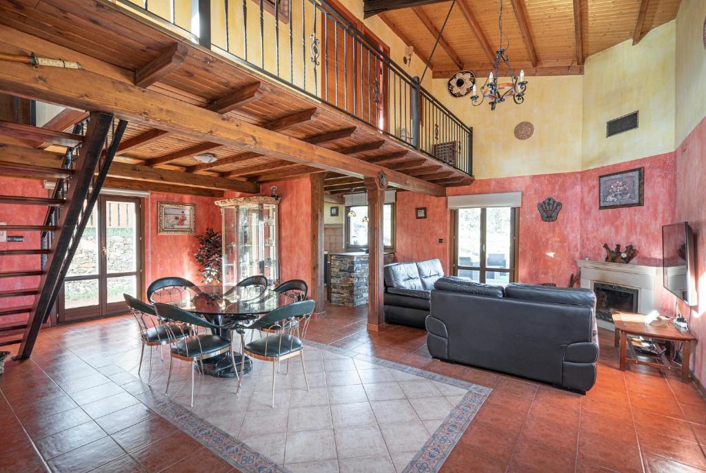 Posedenie v ubytovaní Luxury Valdeorras