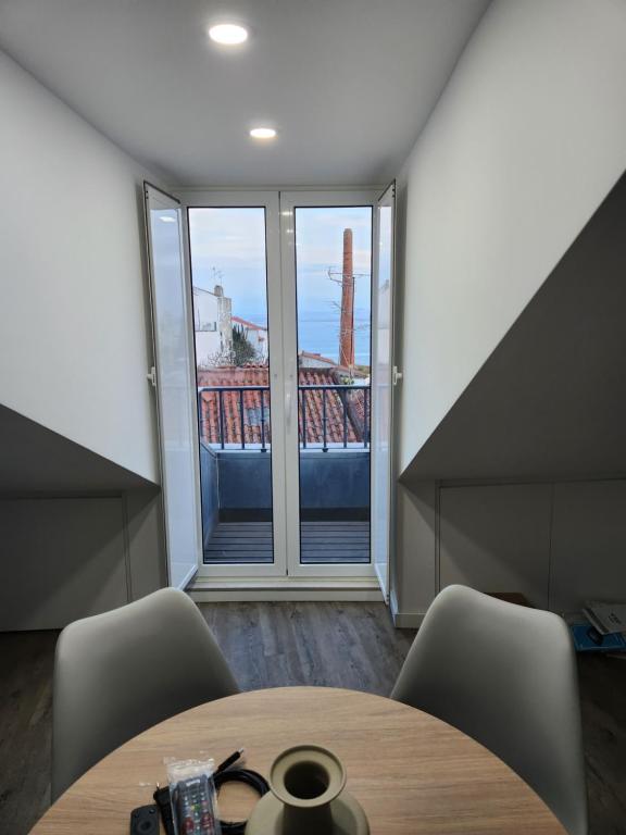 Loios Studios and Apartments - Resim 24