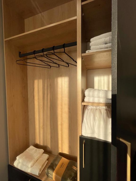 Square INN Modern Studio City Center - Imazhi 7