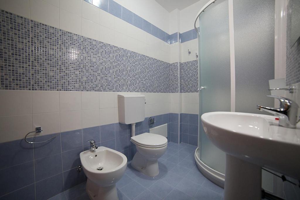 Koupelna v ubytování Londazzurra