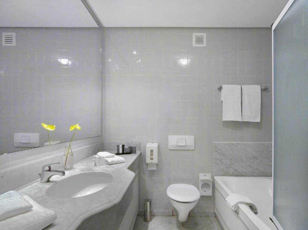Koupelna v ubytování Hotel Damier Kortrijk