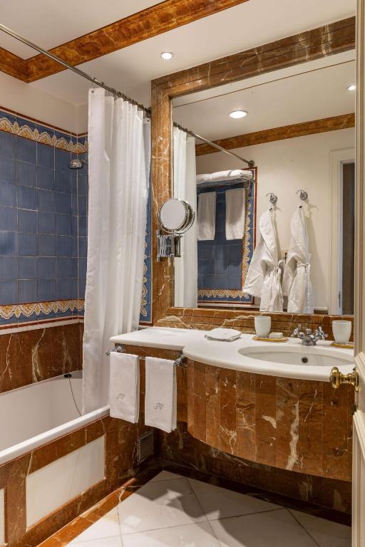 As Janelas Verdes Inn - Lisbon Heritage Collection - Riverside - Resim 39