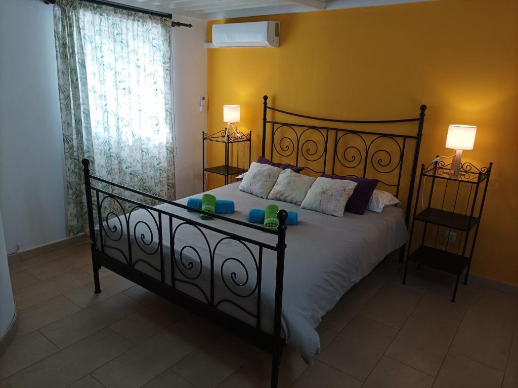 Postel nebo postele na pokoji v ubytování La Villa Calypso - Vivienda Vacacional con Piscina Privada