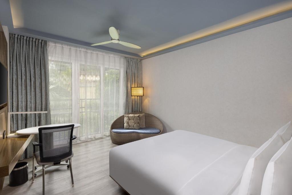 Postel nebo postele na pokoji v ubytování Radisson Hotel Kandy
