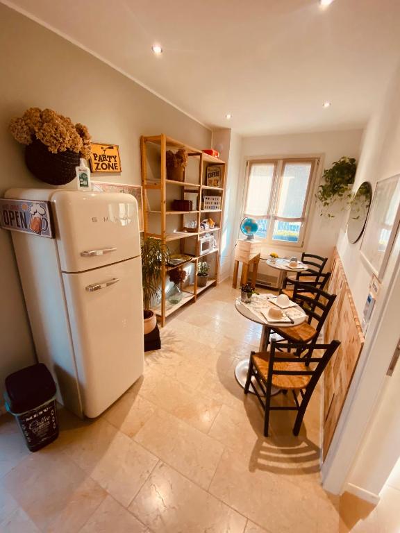 Kuchyňa alebo kuchynka v ubytovaní VeronaLago B&B Accessibile