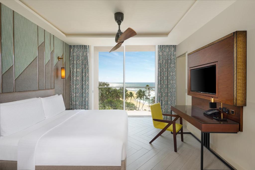Postel nebo postele na pokoji v ubytování Radisson Blu Resort Galle
