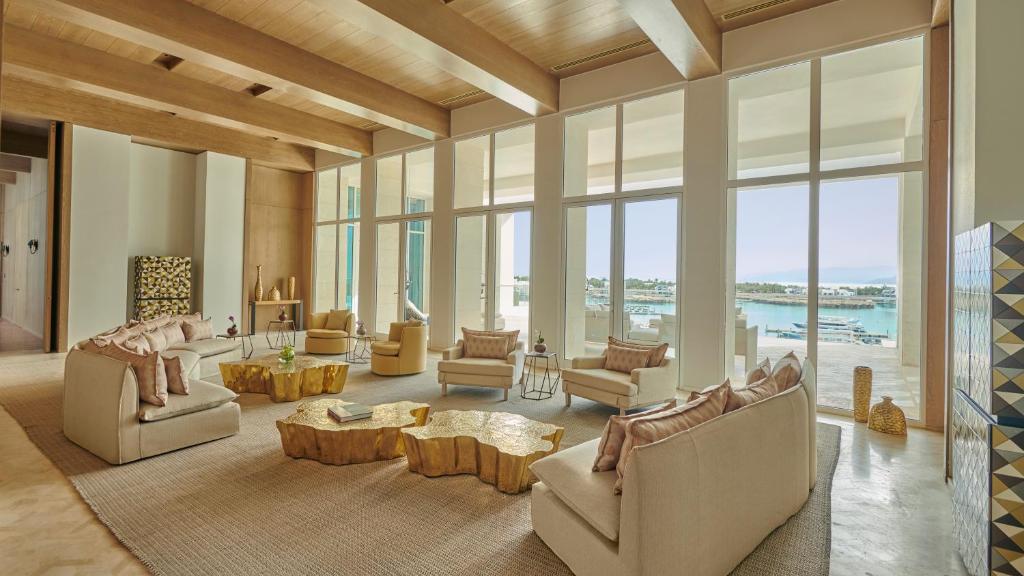 Posezení v ubytování Hyatt Regency Aqaba Ayla Resort