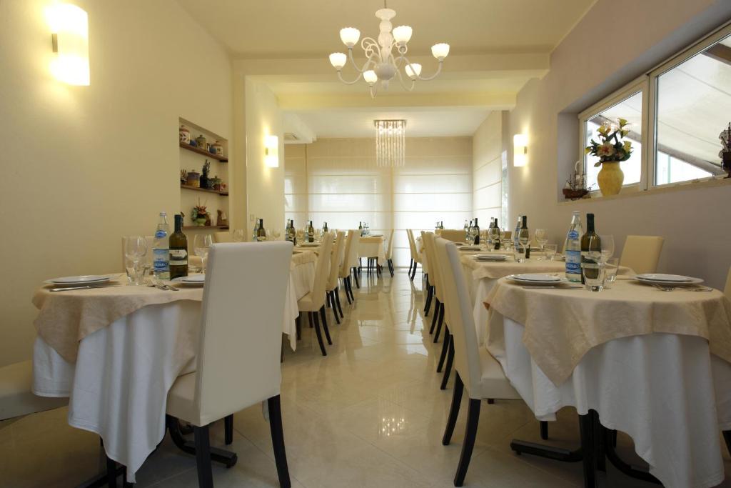 Restaurace v ubytování B&B Airone Cervia - Camere e Appartamenti