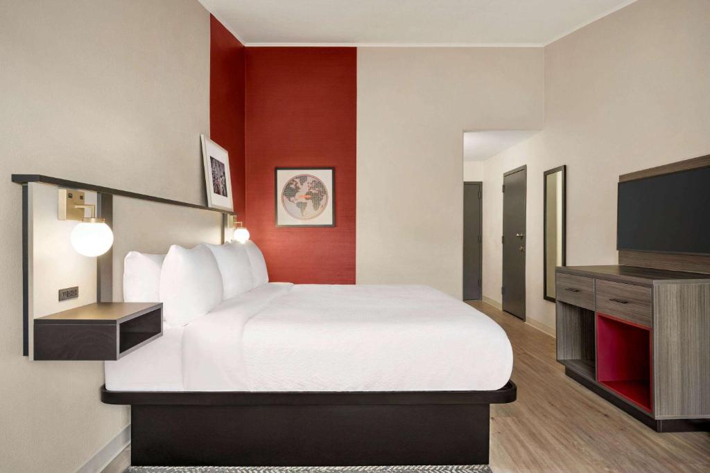 Ramada by Wyndham Allentown Bethlehem - King Room- Non Fumatori