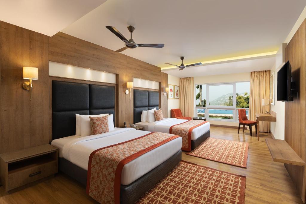 Postel nebo postele na pokoji v ubytování Fortune Resort Kalimpong - Member ITC Hotels' Group