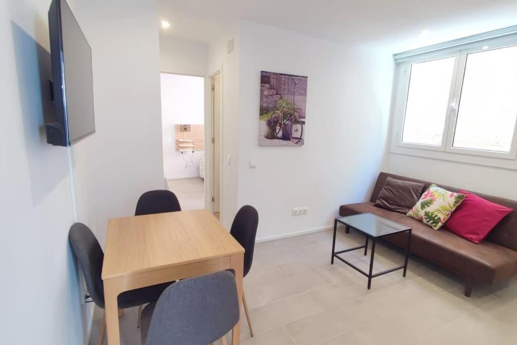 Fotografia z galérie ubytovania Nuevo apartamento en la playa de Castelldefels! v destinácii Castelldefels