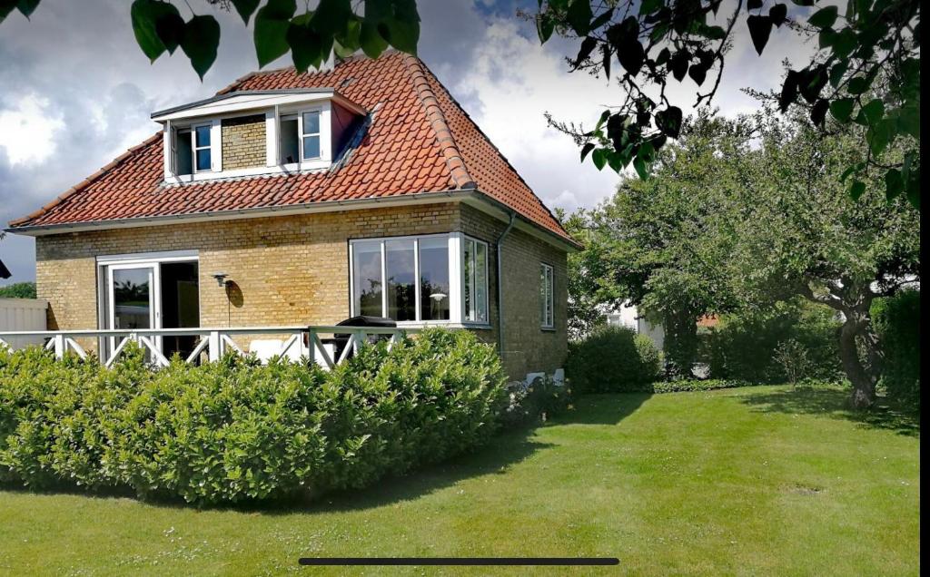 Danish villa with a lovely garden & close to Copenhagen, Gentofte
