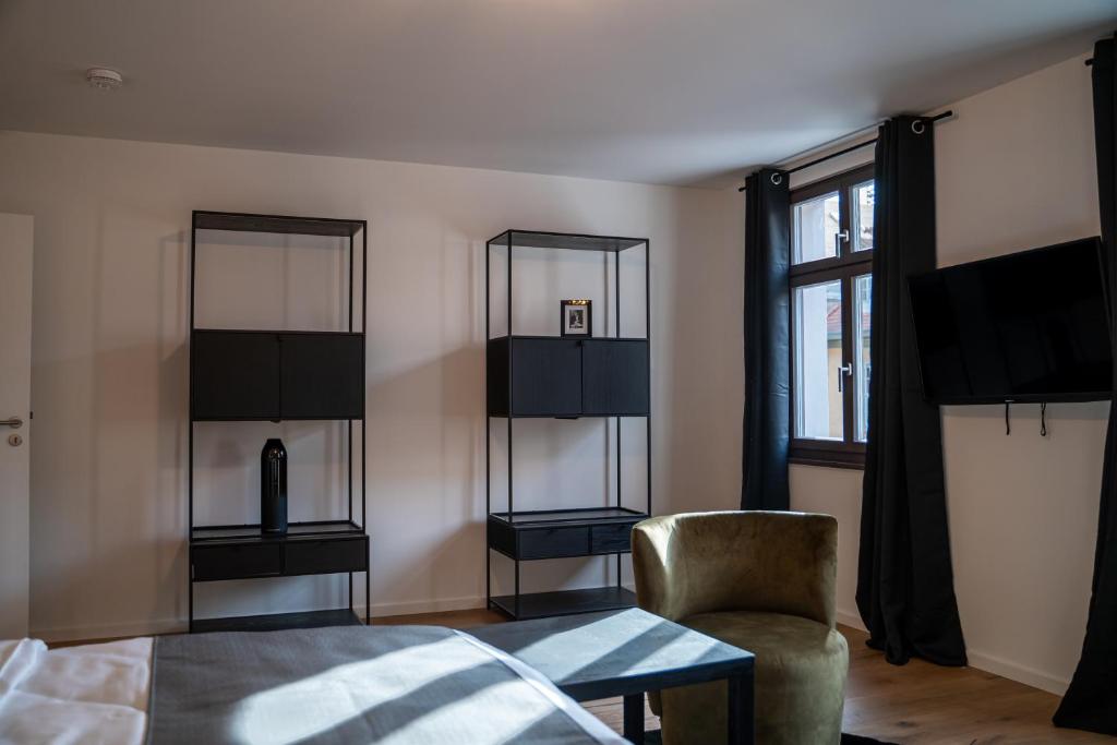 Suite Home Apartments - 7