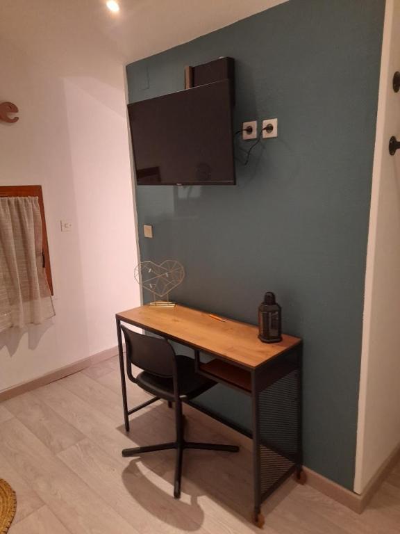 Kuchyňa alebo kuchynka v ubytovaní Petit maison villageoise