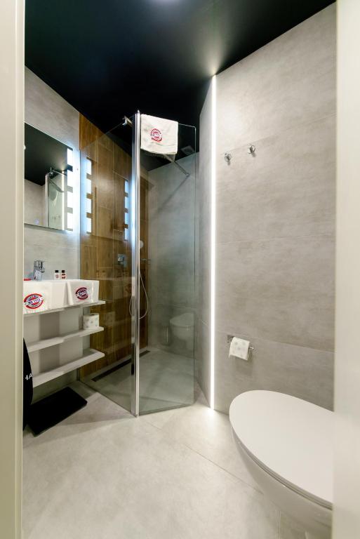 Kamienica no 111a Warsaw Airport - Resim 15