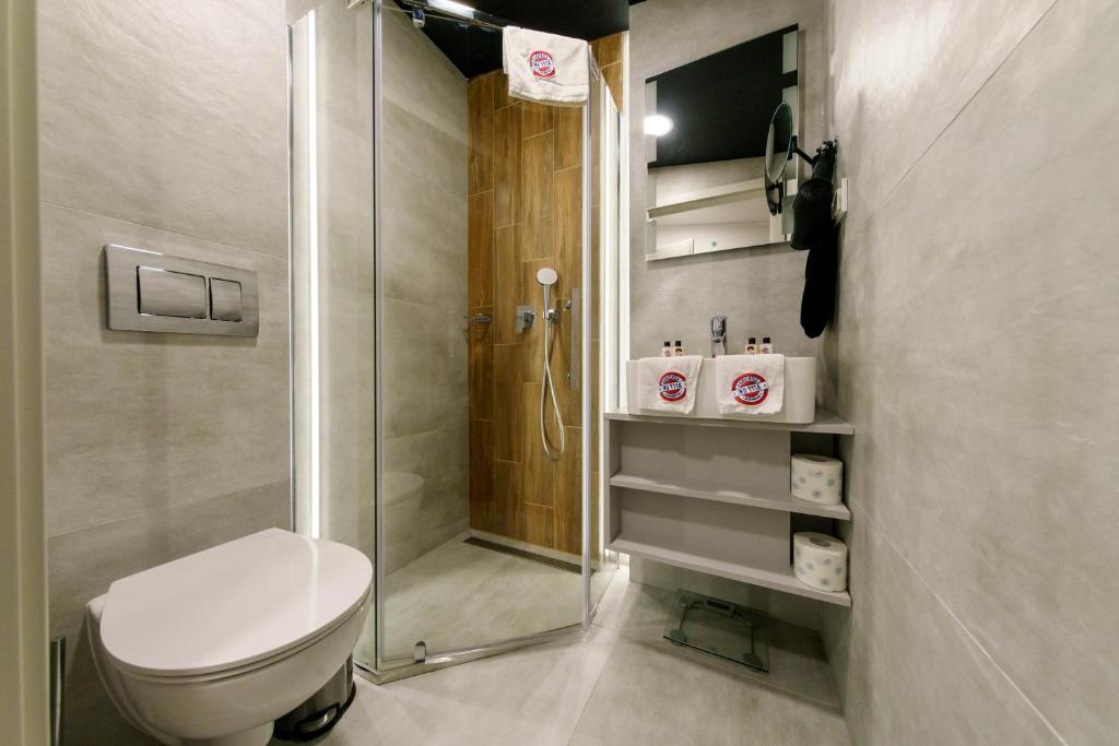 Kamienica no 111a Warsaw Airport - Resim 16