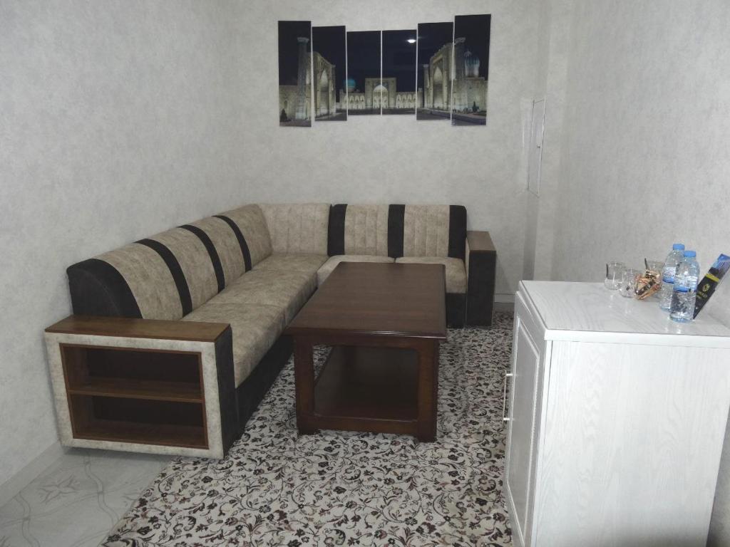 OydinPlaza Hotel - King Suite