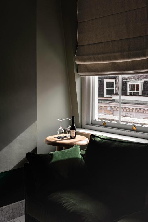 Henrietta Experimental - 