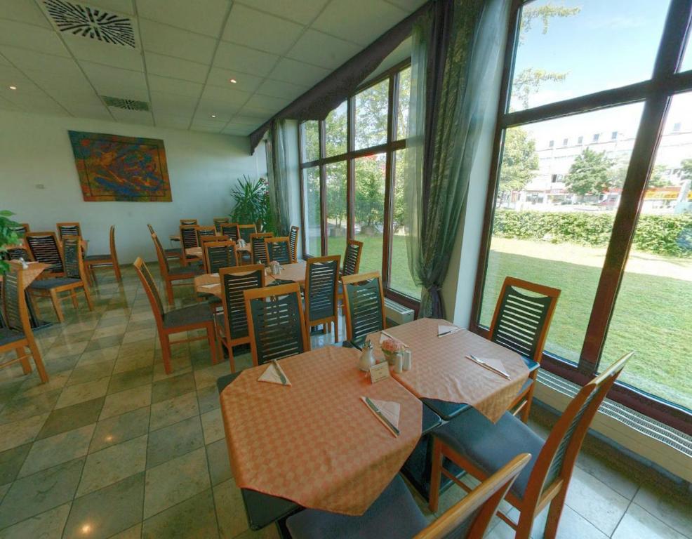 AMBER ECONTEL - Resim 36