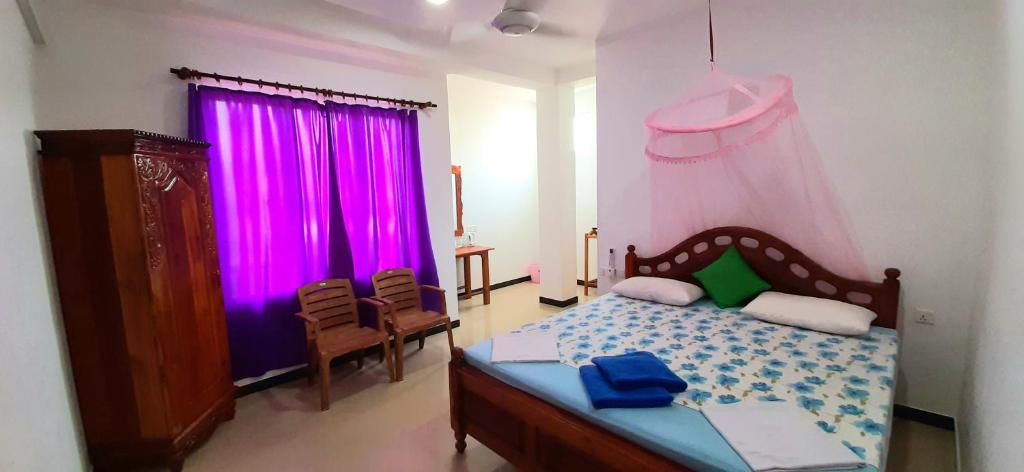 Dream Palace Family Guest House Mirissa , Beach 50m - 13