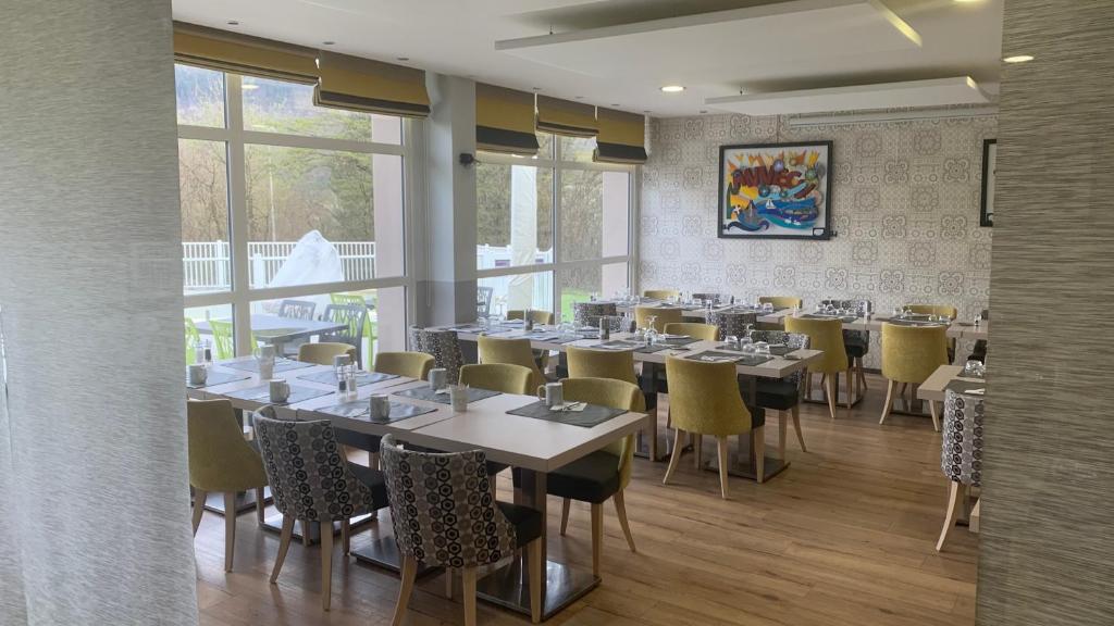 Restaurace v ubytování Mercure Annecy Sud