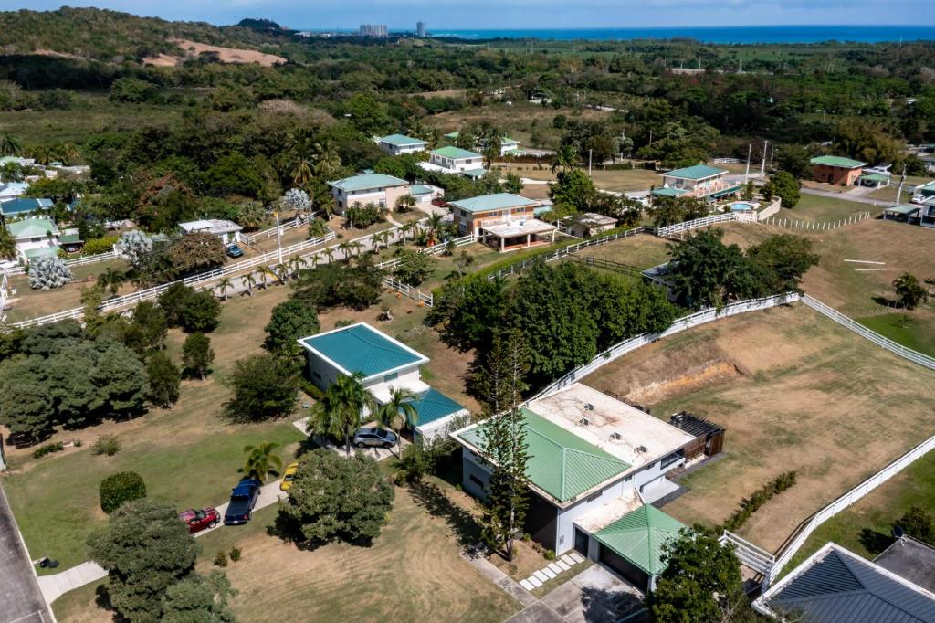 Luxury Modern Luquillo Beach Villa, Pitahaya, Puerto Rico