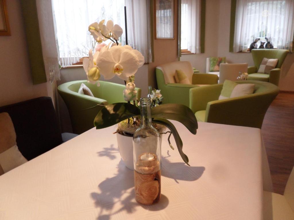 Posezení v ubytování Hotel FleurAlp